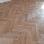 Dub herringbone-stromček parkety v povrchovej úprave prírodný olej, bez kartáča, 4V hrany