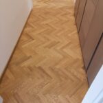 Dub lam parketa v triedení natur - najvyššom, povrchová úprava lak