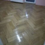 Dub stromček parkety v povrchovej úprave neutrálny olej, jemný kartáč a v triedení selekt
