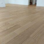 Dub-Herringbone parkety, povrchová úprava prírodný Osmo olej, kartáč a 4V hrany v triedení Selekt